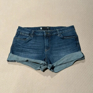 KUT from the Kloth Gidget Fray Shorts